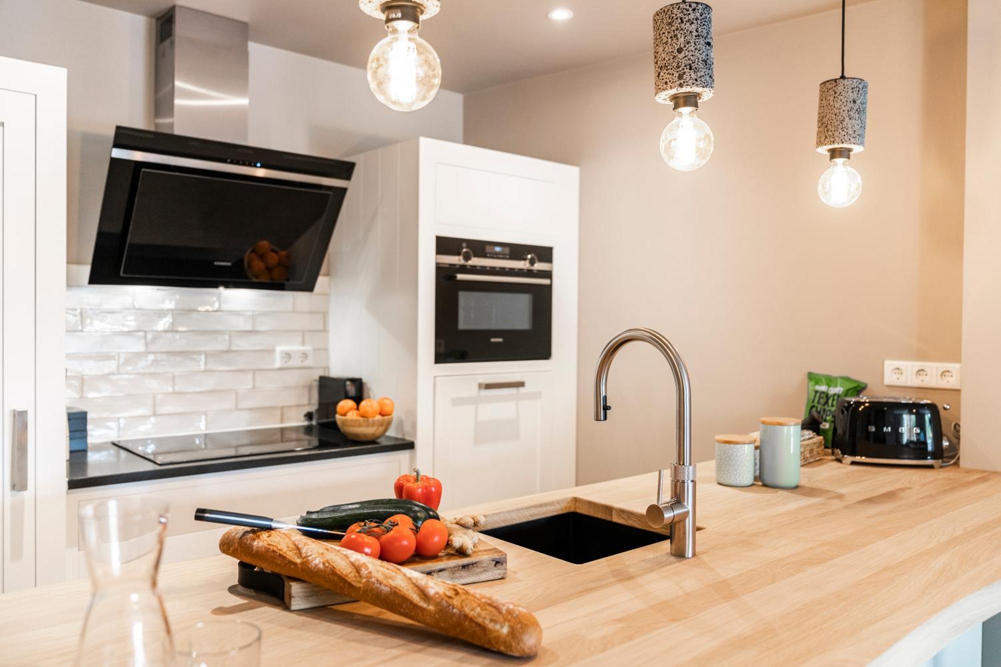 دِن بورِخْ Just Texel Suites & Apartments المظهر الخارجي الصورة